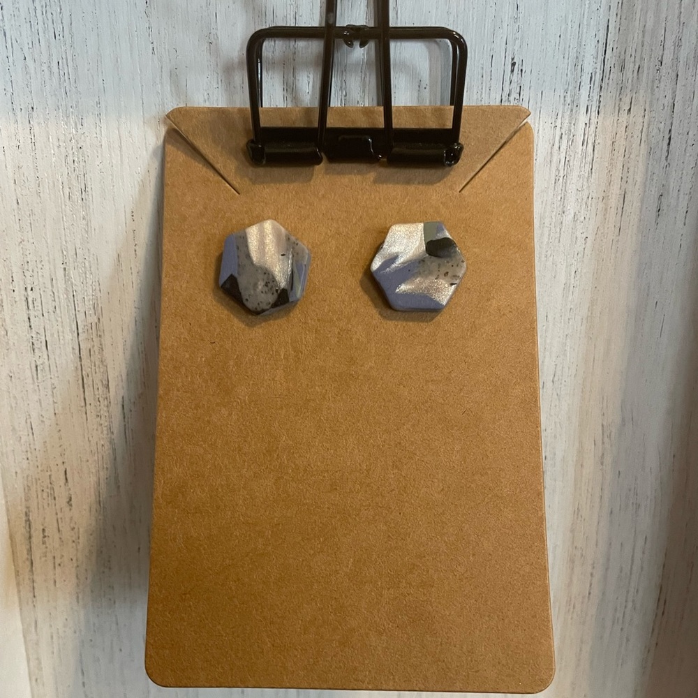 Multi color studs